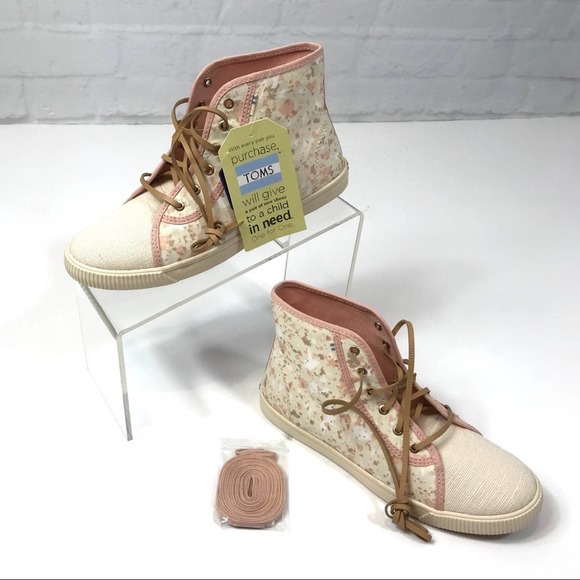 Toms Shoes - NWT Toms Women's Camarillo Pink High Top Sneakers